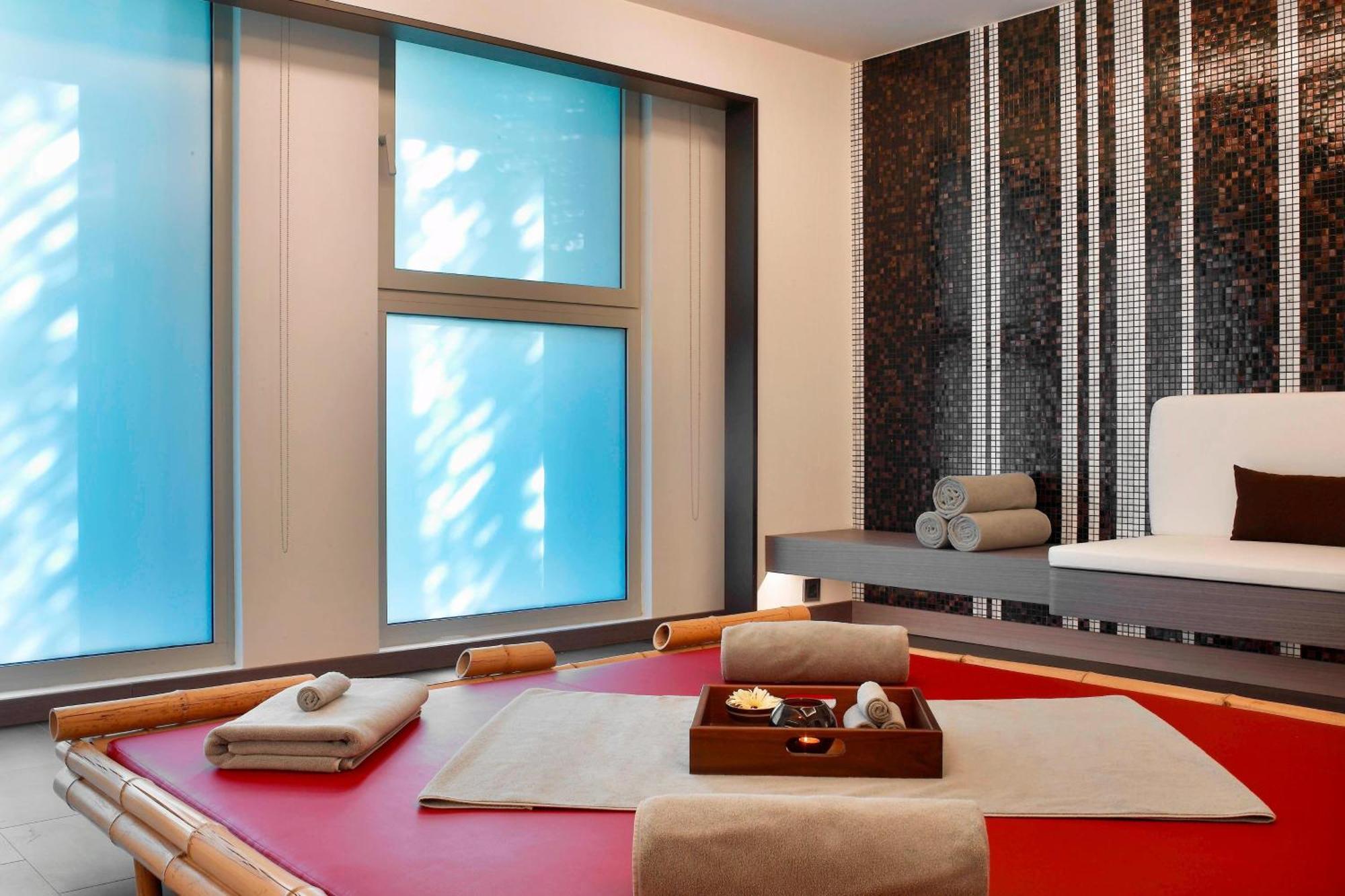 Le Meridien Istanbul Etiler Ngoại thất bức ảnh